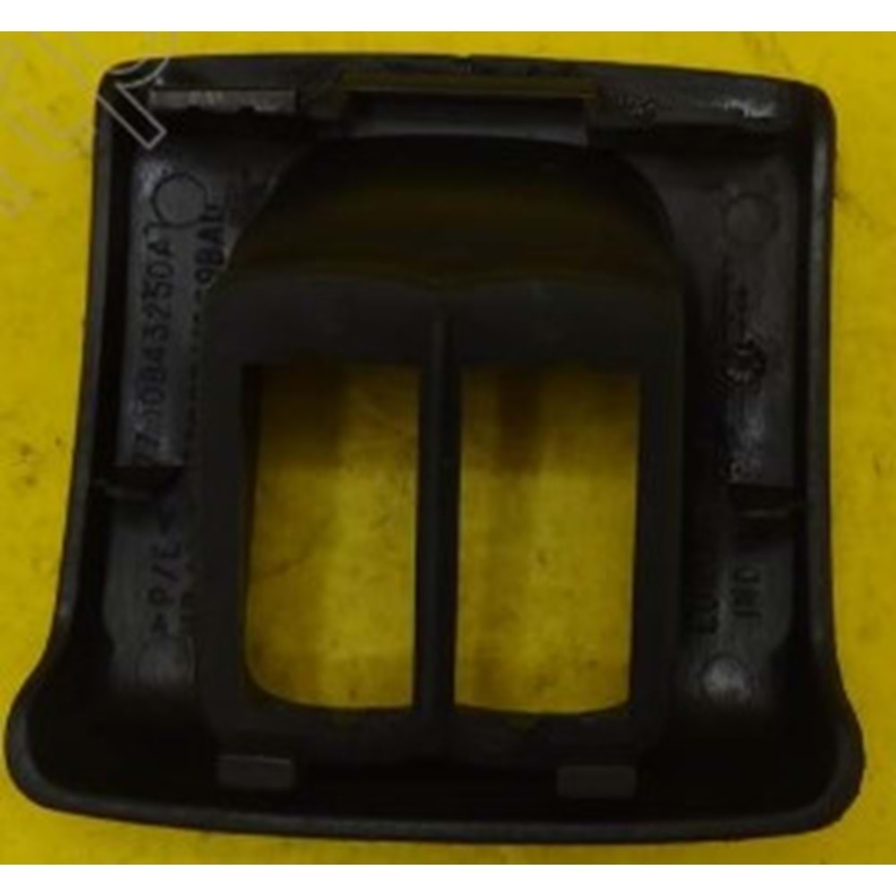 KONSOL CAM DUGME YUVASI MEGANE I